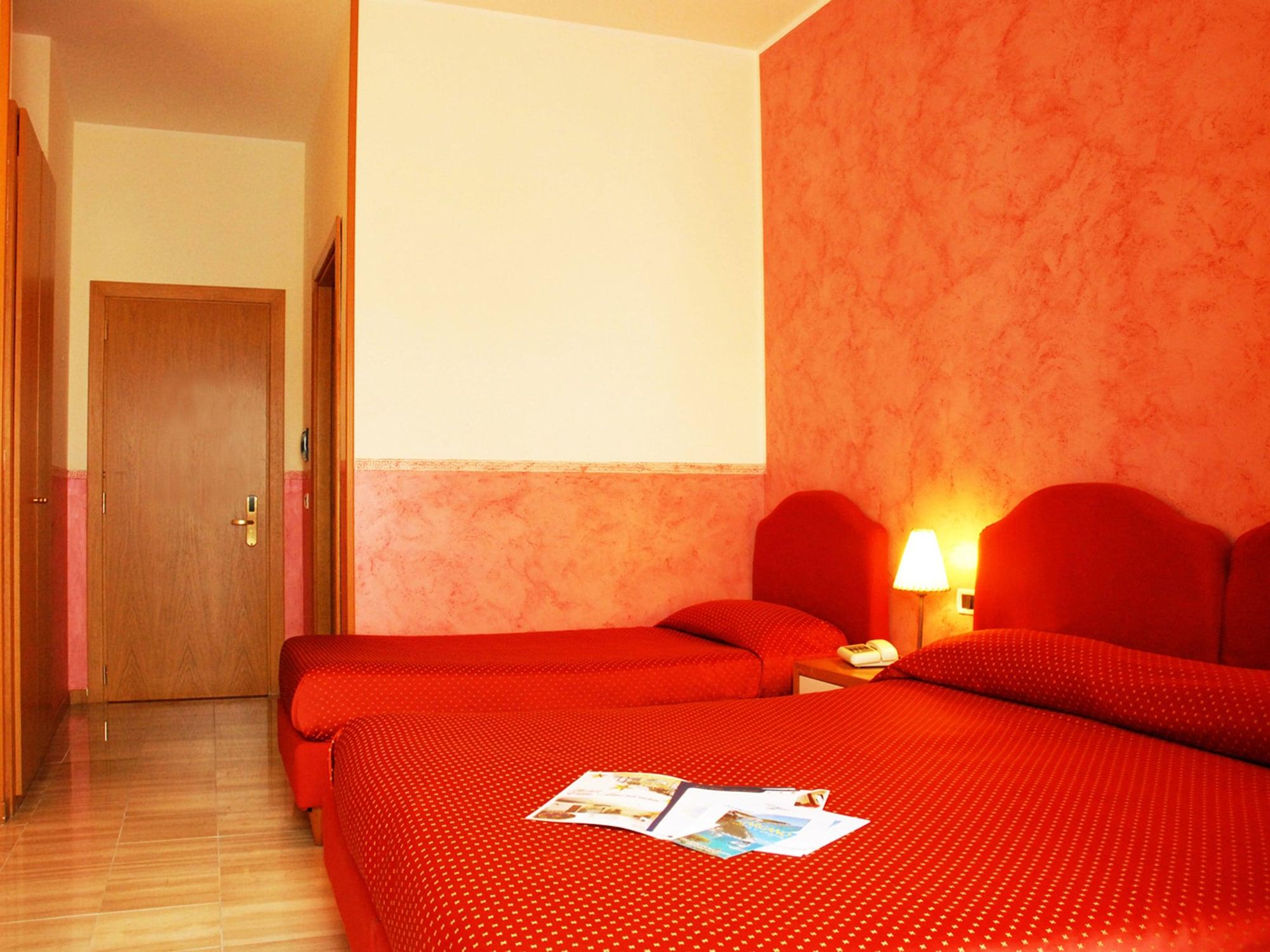 Park Hotel Villa Americana Rodi Garganico Esterno foto