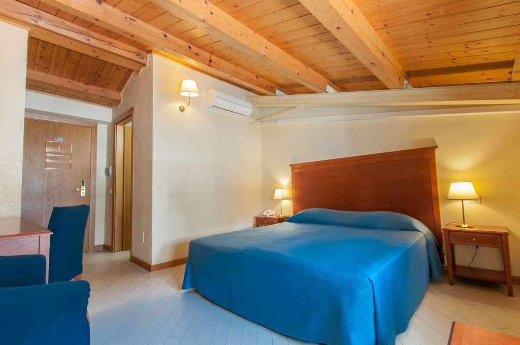 Park Hotel Villa Americana Rodi Garganico Camera foto